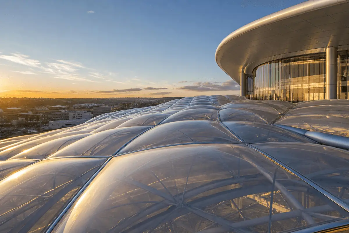 Freeform curved ETFE cushion field on a hospital roof — Hospital ETFE Roofing
