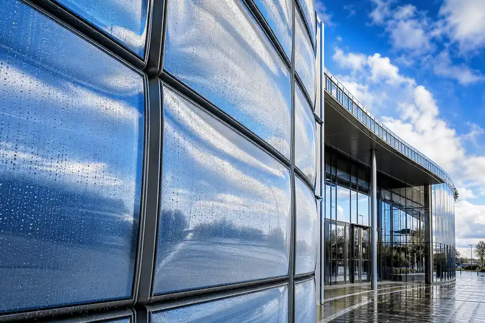 etfe self cleaning properties gallery 03 — ETFE Self Cleaning Properties