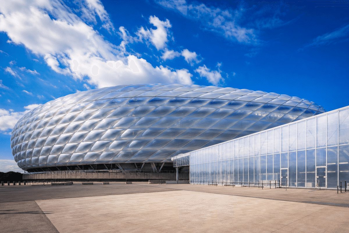 Campus quad with ETFE and polycarbonate shelter pavilions